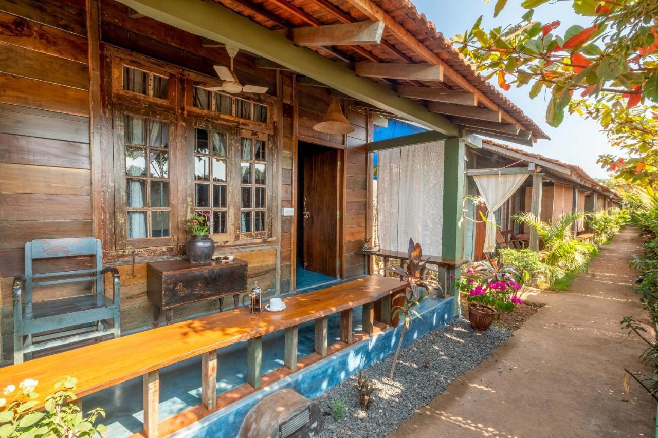 The Artist Cottages Morjim Luaran gambar